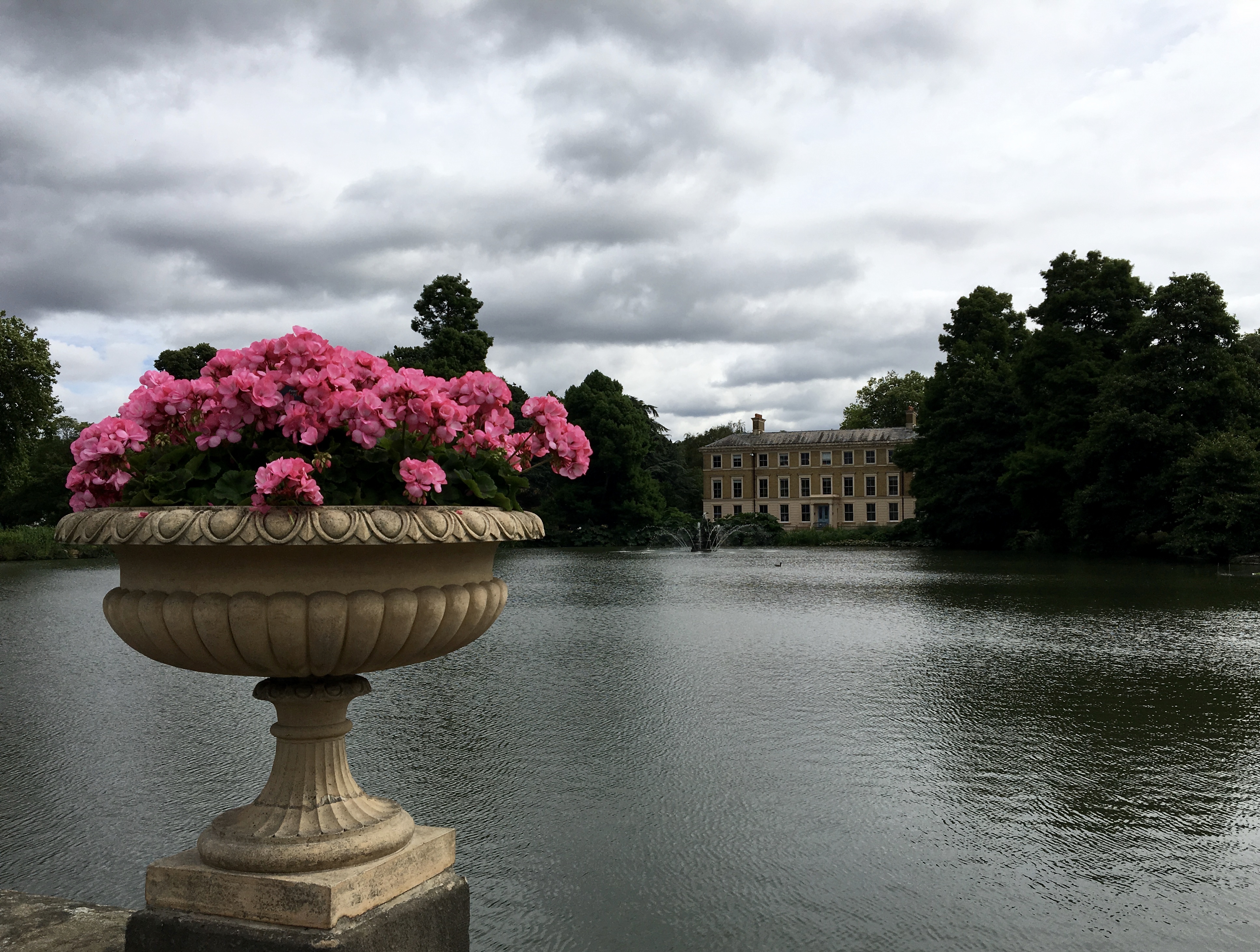 Kew Gardens River Thames Hampton Court Mks Con Brio