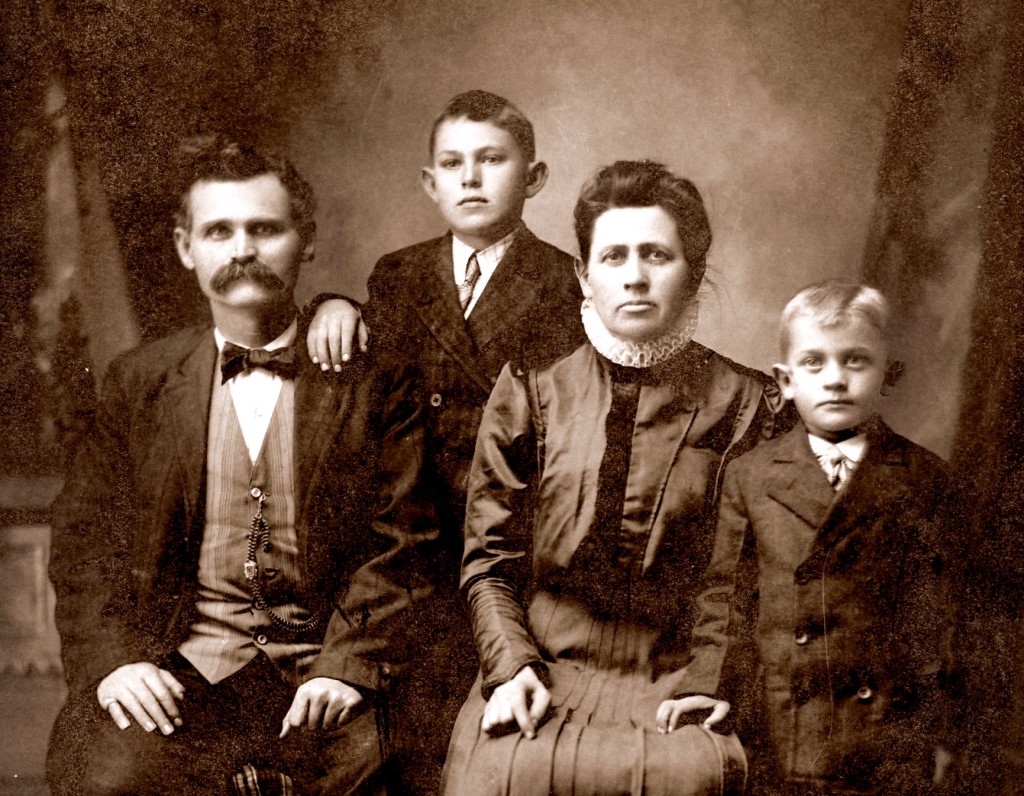 Kirkpatrick Family, circa 1907